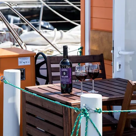 The Homeboat Company Aquatica-alghero Botel *