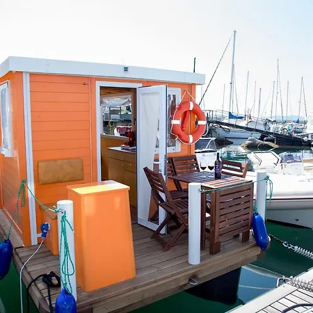 The Homeboat Company Aquatica-alghero Botel
